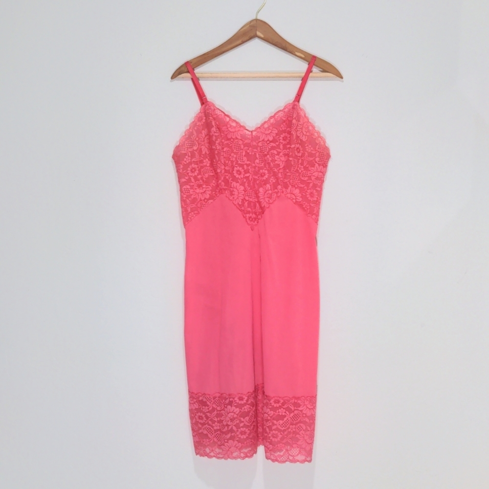 Vintage Vanity Fair Pink Lace Slip Dress Nightie Size 36
